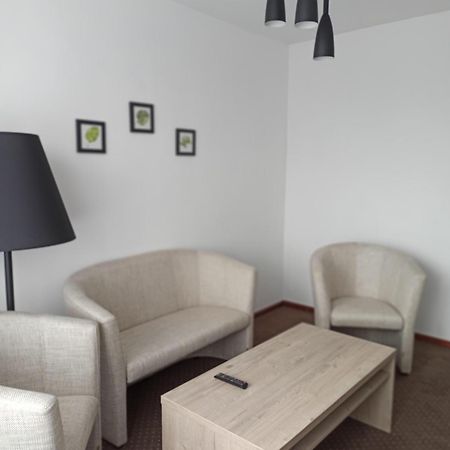 Hotel Odr Sulechów Buitenkant foto