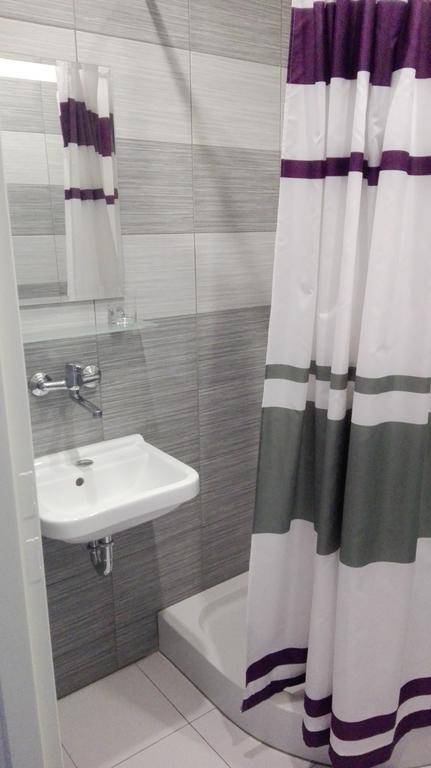 Hotel Odr Sulechów Buitenkant foto