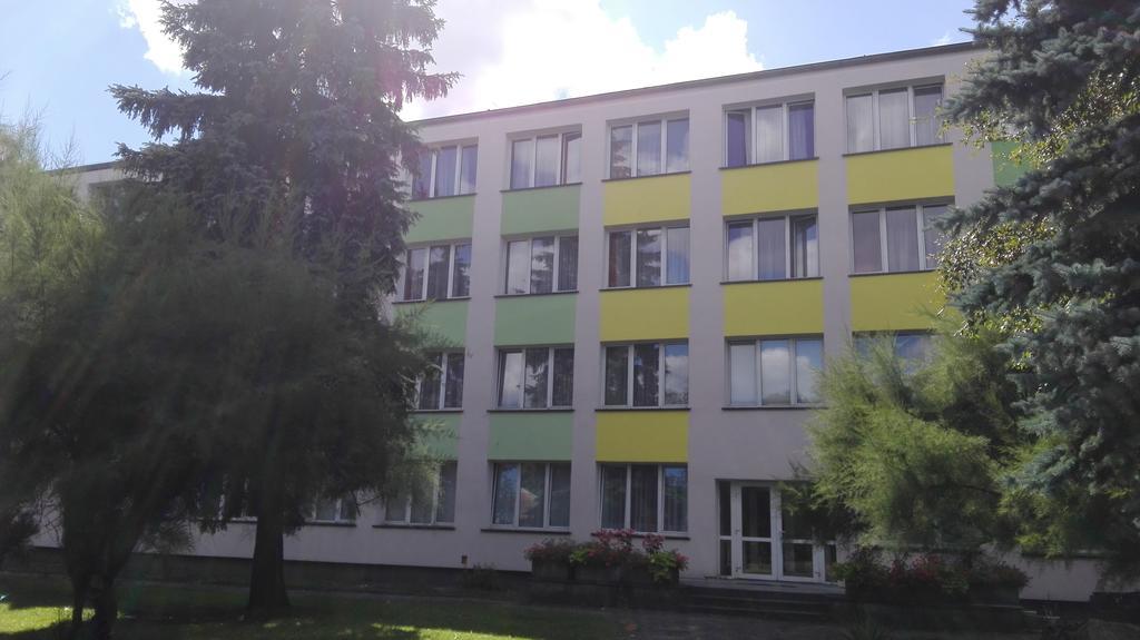 Hotel Odr Sulechów Buitenkant foto