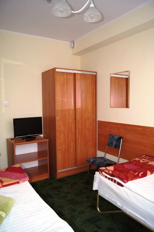 Hotel Odr Sulechów Buitenkant foto
